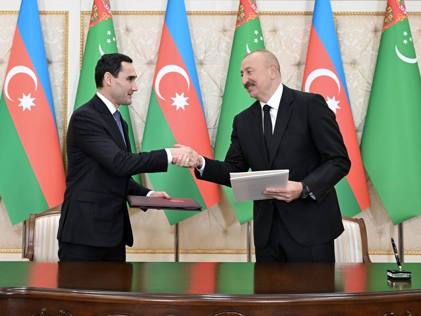 Azerbaijan Ratifies Five-Agreement Cooperation Package with Turkmenistan
